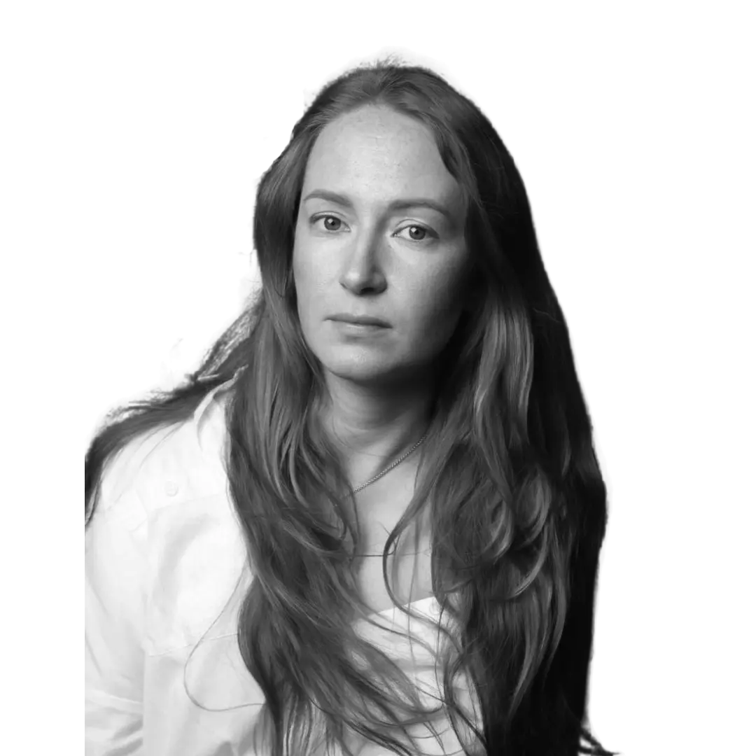 Аня Мохова, современный скульптор и преподаватель